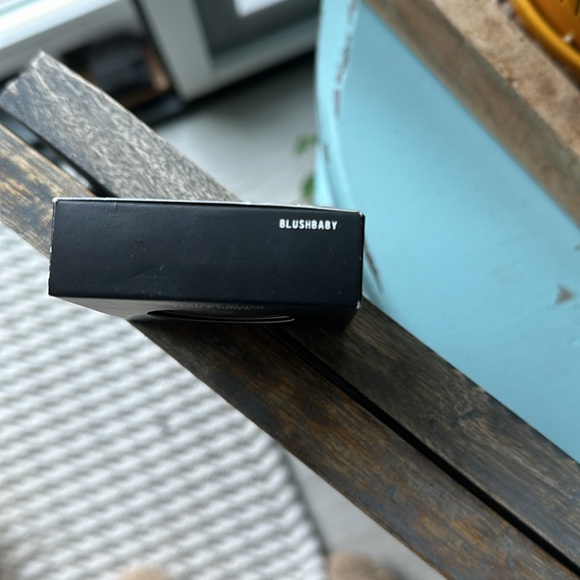 MAC Blushbaby sheer tone blush New - Picture 2 of 2